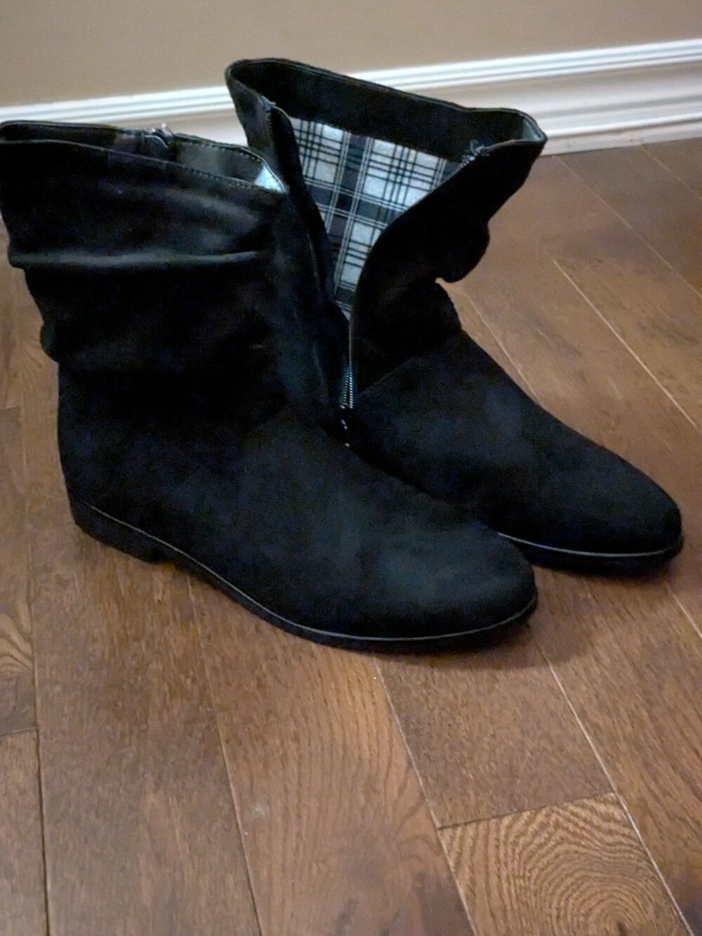 Black boots
